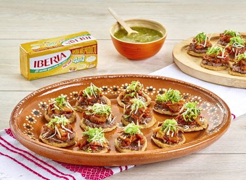 recipe image Chalupitas de tinga de champiñones